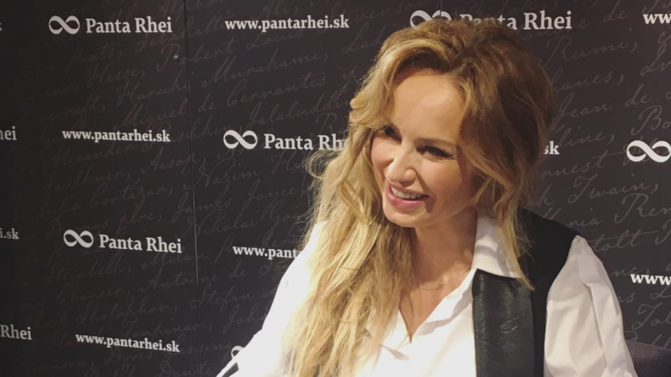 Adriana Sklenaříková